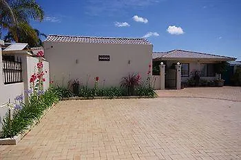 Astoria Retreat Bed & Breakfast Perth 4*,  Australia