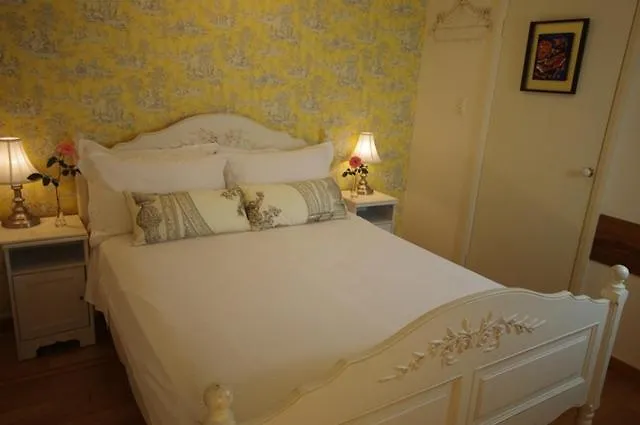 Astoria Retreat Bed & Breakfast Perth Australia