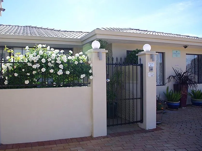 Astoria Retreat Bed & Breakfast Perth 4*,  Australia