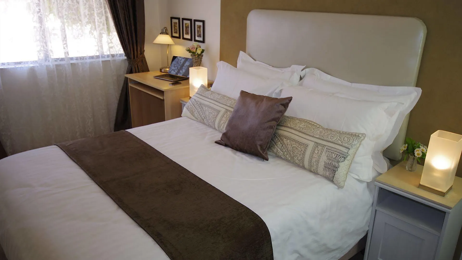 Astoria Retreat Bed & Breakfast Perth